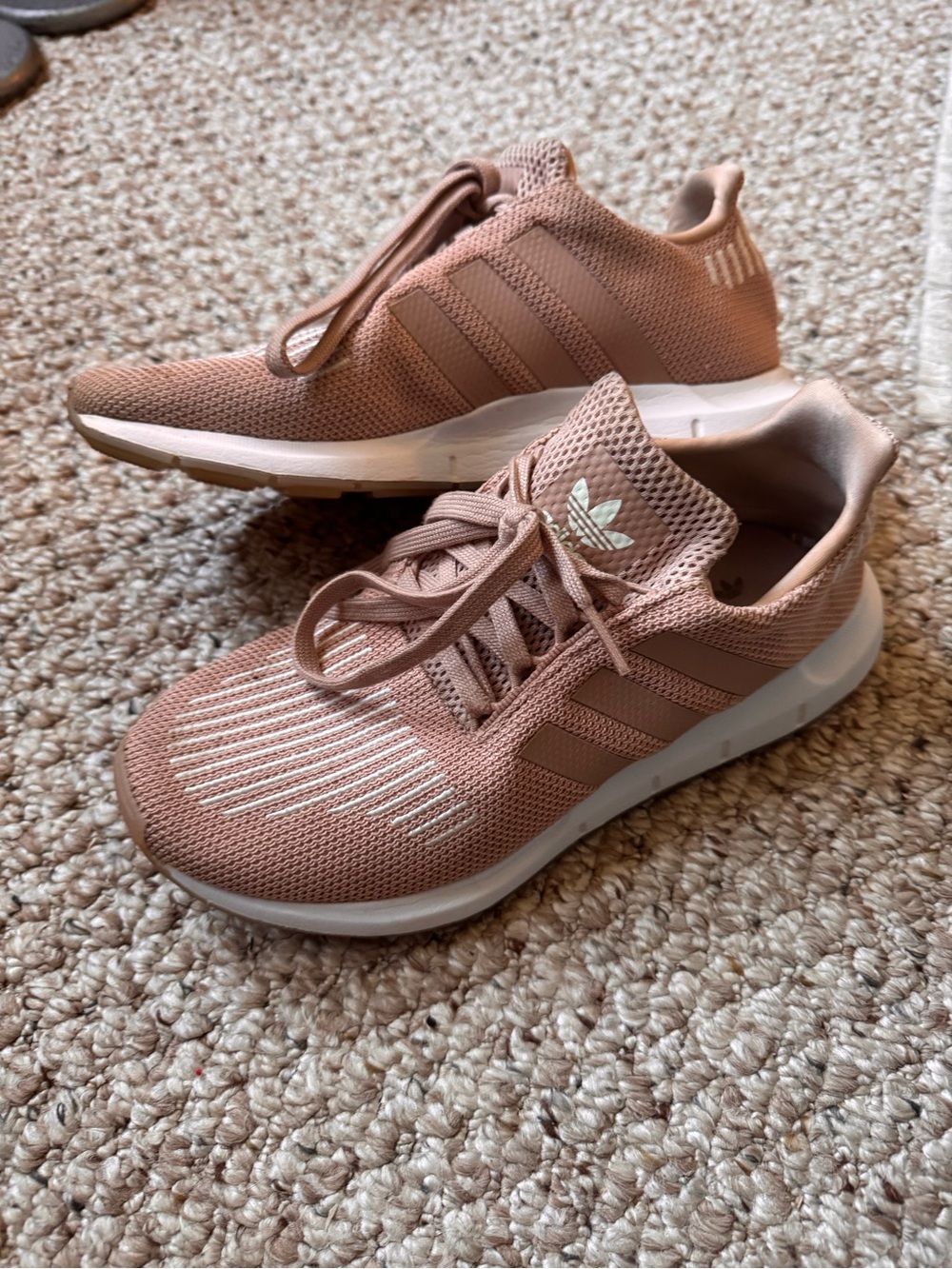 adidas Women’s Tan Knit Running Sneakers Sz 6.5 Clean Good Used Condition